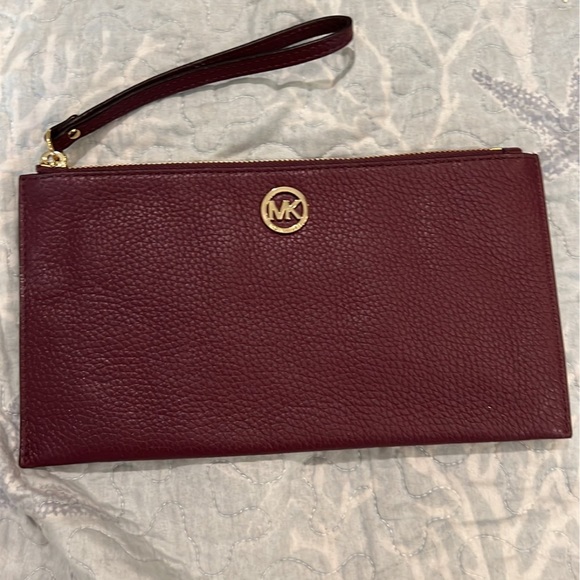 Maroon Leather Michael Kors Wristlet - Picture 1 of 4
